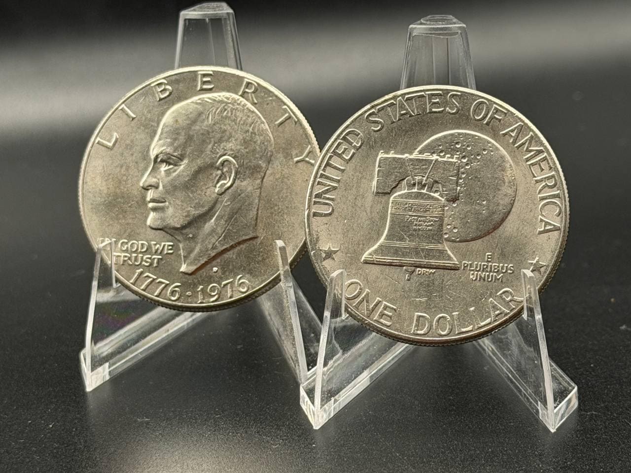 1976 Bicentennial Eisenhower Dollar – Circulated Ike Dollar (Flip)